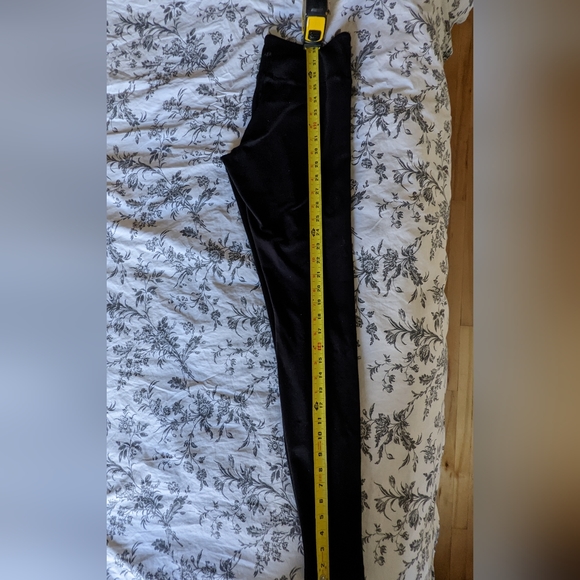 Lululemon workout bundle - Picture 3 of 8